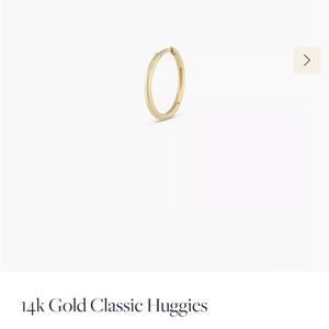 Gorjana 14K gold classic huggie cartilage earring